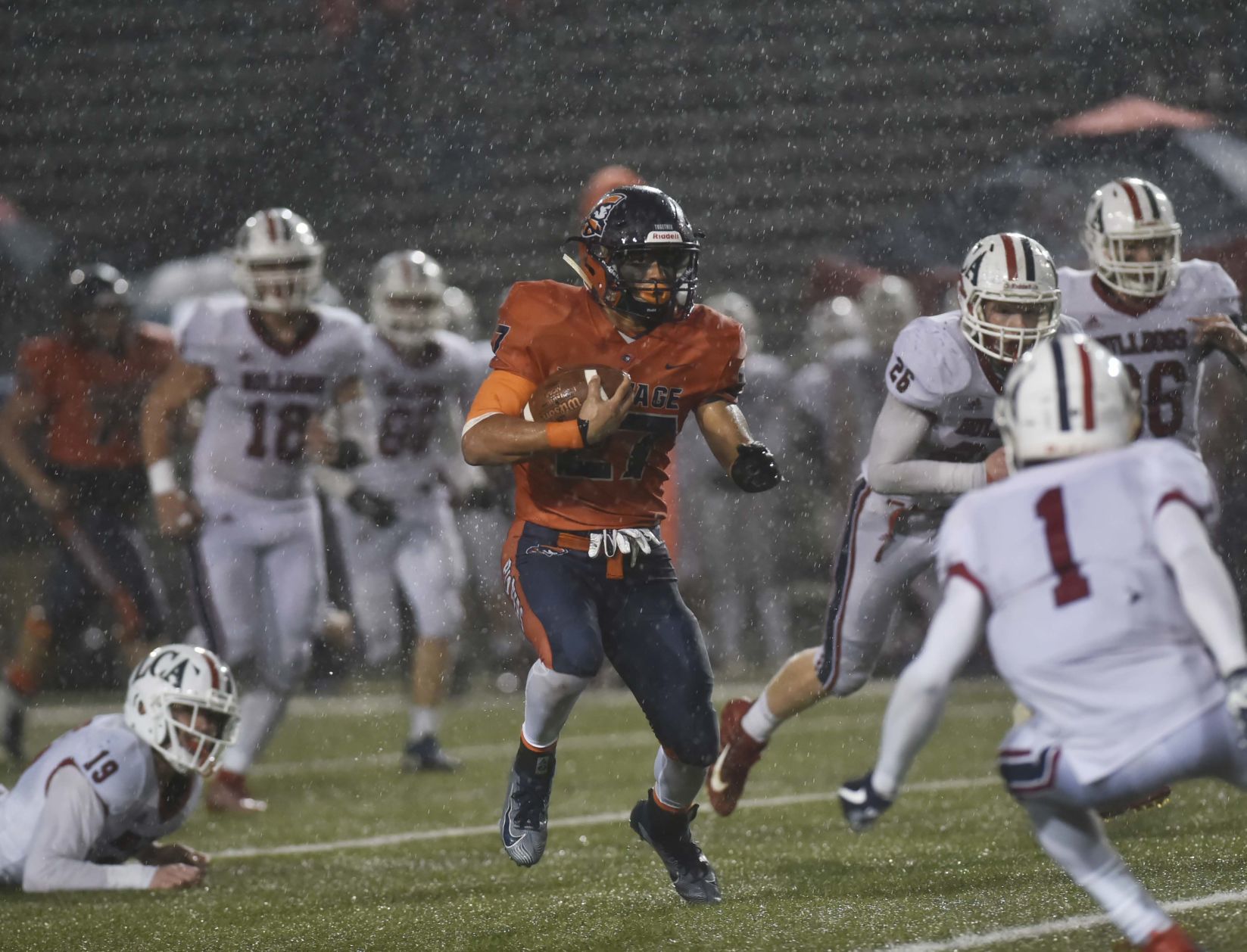 Heritage Vs. LCA football 18